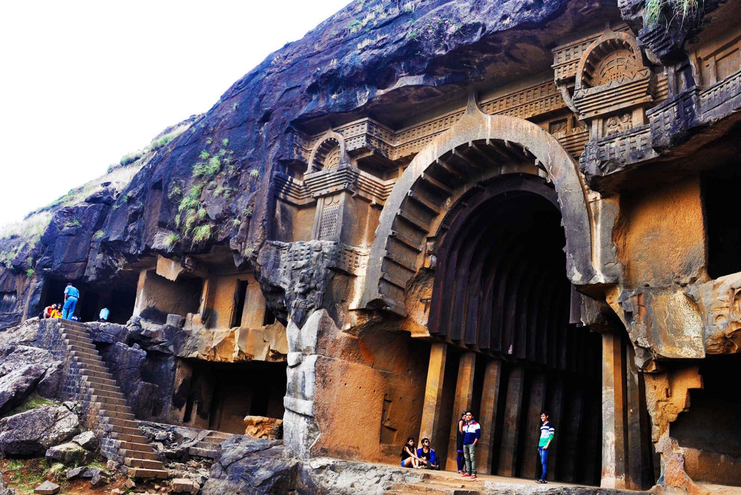 Mumbai: Karla and Bhaja Caves Full–Day Tour