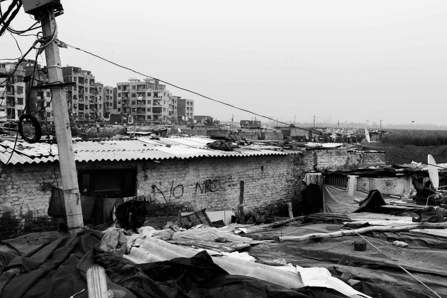 Mumbai Local Market Tour With Local Train Ride