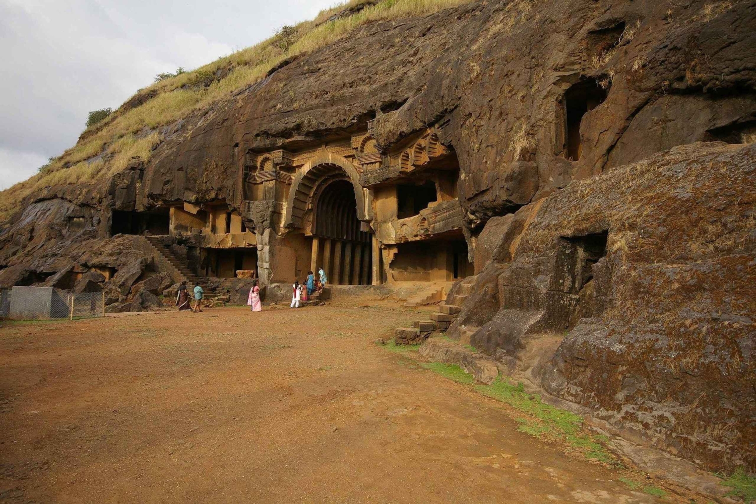 Mumbai: Lohagad Fort, Baja-grottorna, Karla-grottorna och Pawna-sjön