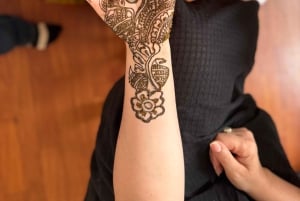 Mumbai: Indian Cooking Class & Cultural Delights