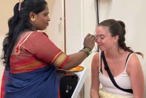 Mumbai: Indian Cooking Class & Cultural Delights