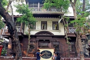 Mumbai: Malabar District, Scavenger Hunt & Self-Guided Tour