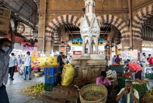 Tour a piedi del mercato di Mumbai