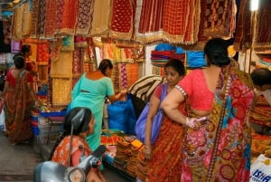 Excursão aos mercados e templos de Mumbai