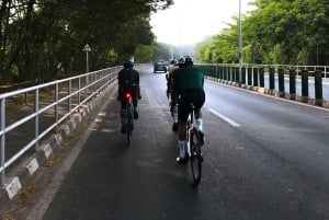 Bombay: Aventura Ciclista Nocturna