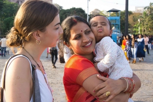 Mumbai: Private Bollywood and Dharavi Slum Tour