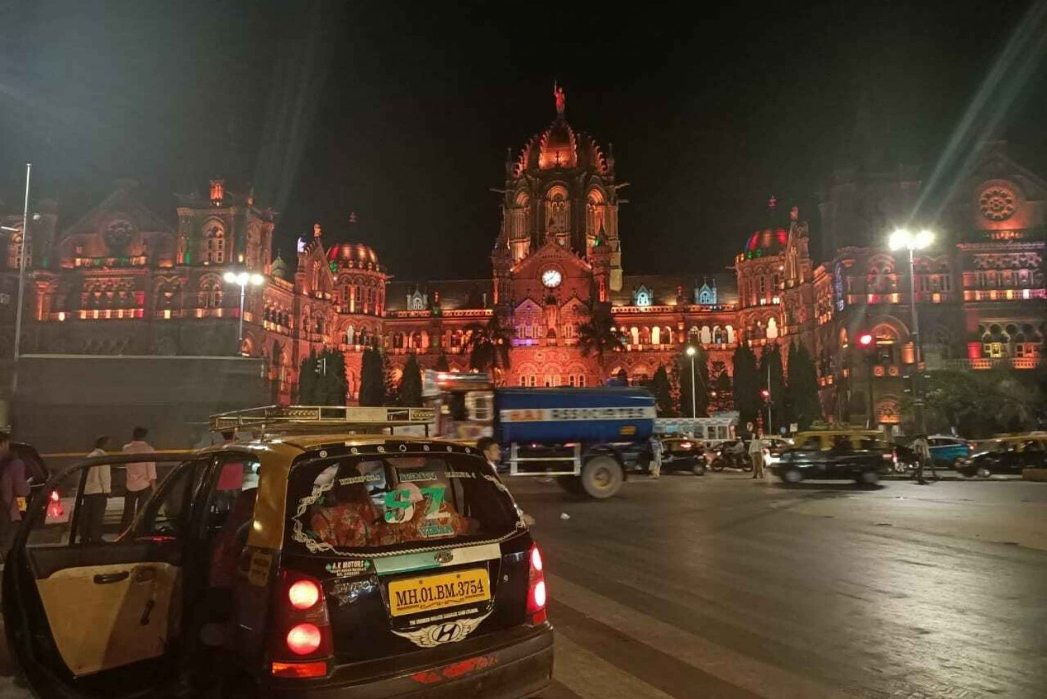 6 Hour Highlights of Mumbai Private Sightseeing Tour
