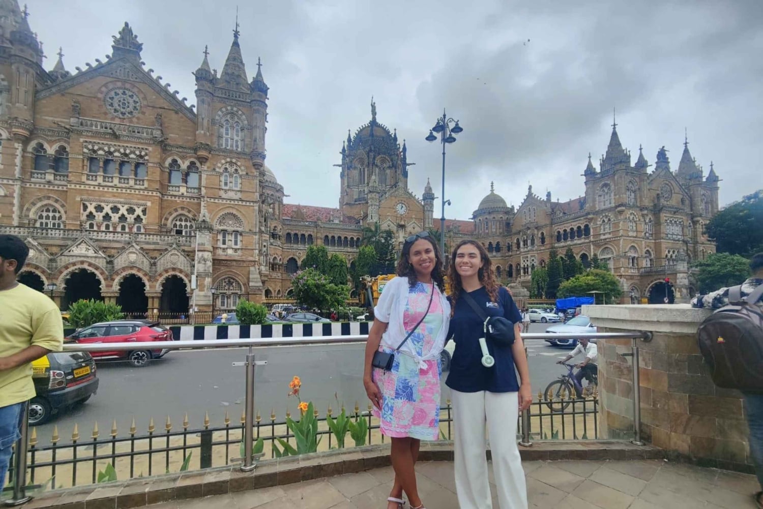 Private Stadtrundfahrt durch Mumbai mit ortskundigem Guide & Hotelabholung