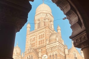Mumbai: Private Exclusive Tour of the City and Slum Tour