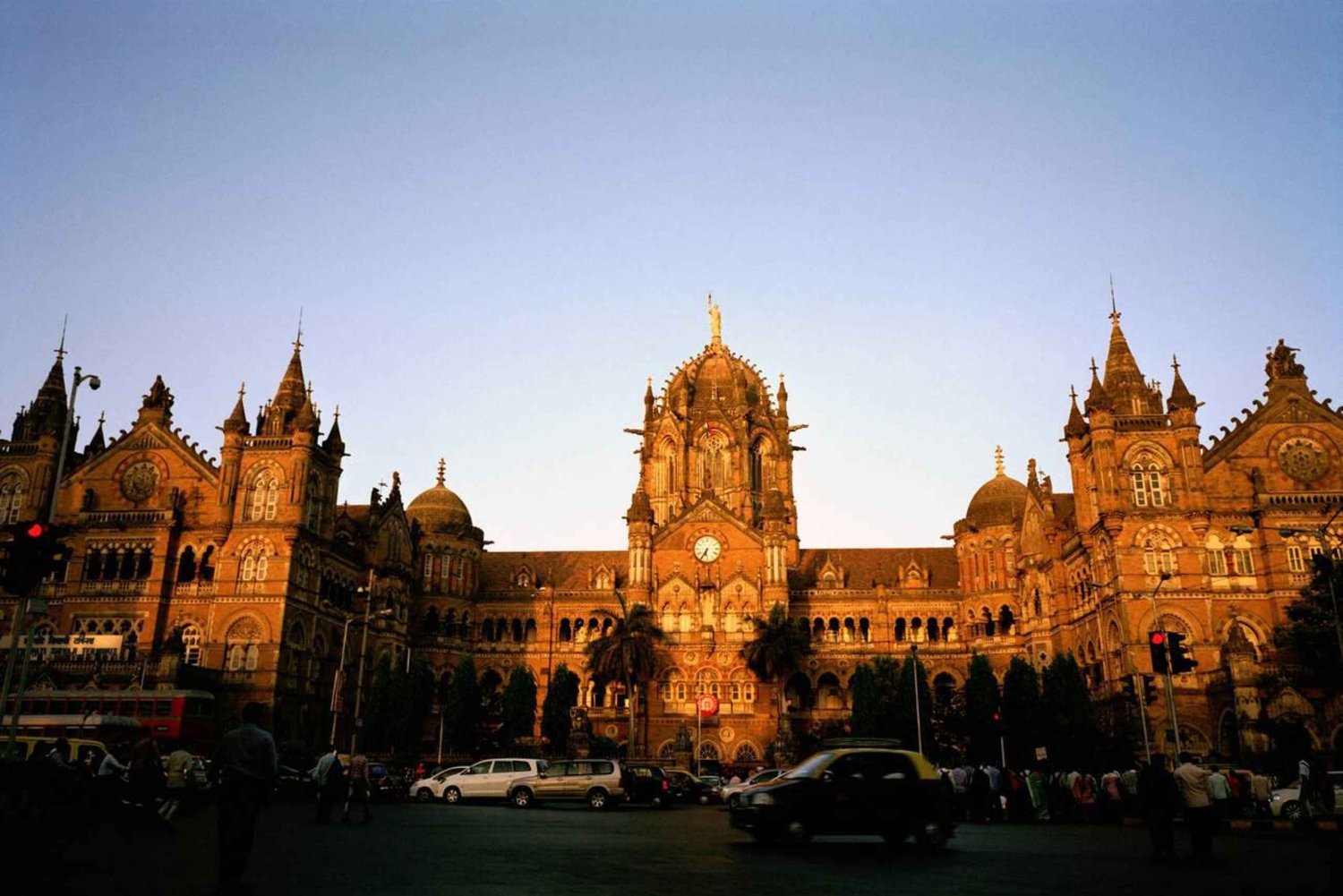 Mumbai: Private Full Day Mumbai City Highlights Tour