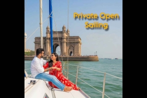 Mumbai: Cruzeiro privado de iate com snacks