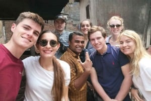 Mumbai: tour panoramico privato e tour dei quartieri poveri con una guida locale