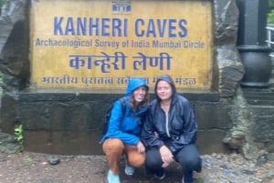 Mumbai: Privat tur til Kanheri-grotterne og Den Gyldne Pagode