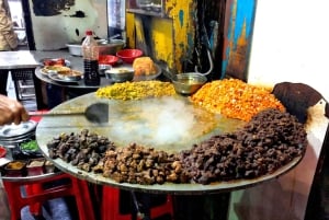 ムンバイのストリートフード天国：モハマド・アリ・ロード特別ツアー