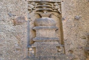 Мумбаи: пещеры Канхери, сафари и джайнский храм