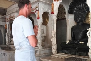 Мумбаи: пещеры Канхери, сафари и джайнский храм