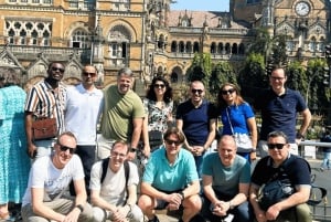 Excursão em grupo pela costa de Mumbai com city tour e almoço