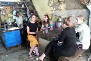 Mumbai: Slum Tour Dharavi and Dhobi Ghat Laundry with Locals