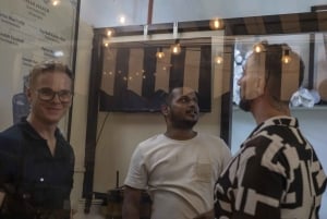 Mumbai Street Food, Markets & Temples Tour