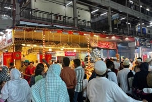 Mumbai Street Food, Markets & Temples Tour