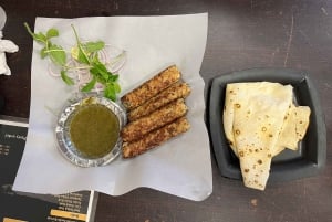 Mumbai Street Food, Markets & Temples Tour