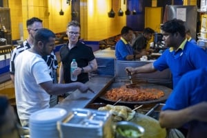 Mumbai Street Food, Markets & Temples Tour