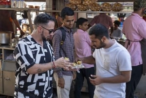 Mumbai Street Food, Markets & Temples Tour
