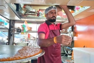 Mumbai: Street Food And Evening Bazaar Tour