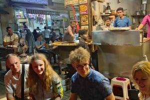 Mumbai Street Food Tour- Eat like a Local with sunset view