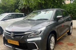 Mumbai: Toyota Etios or Glanza Car Rental with Chauffeur