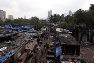 Mumbai: Rundgang durch den Slum Dharavi