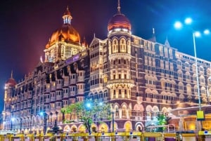Mumbai Walking Tour with Snacks & Tuk Tuk Ride