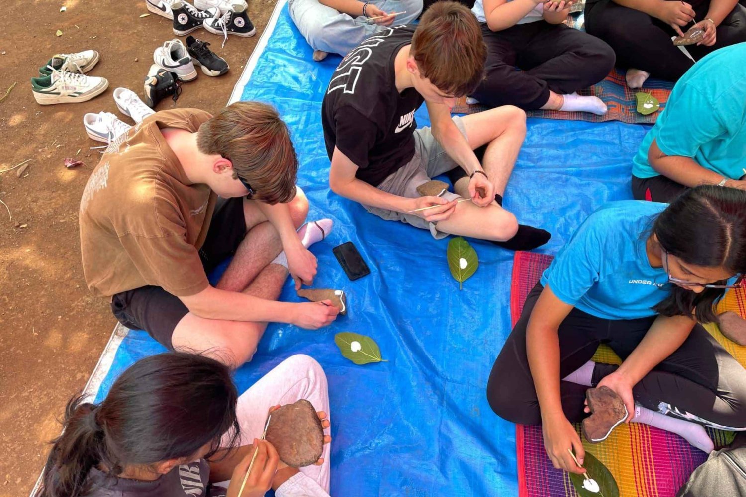 Mumbai: Warli-Workshop im Sanjay Gandhi National Park