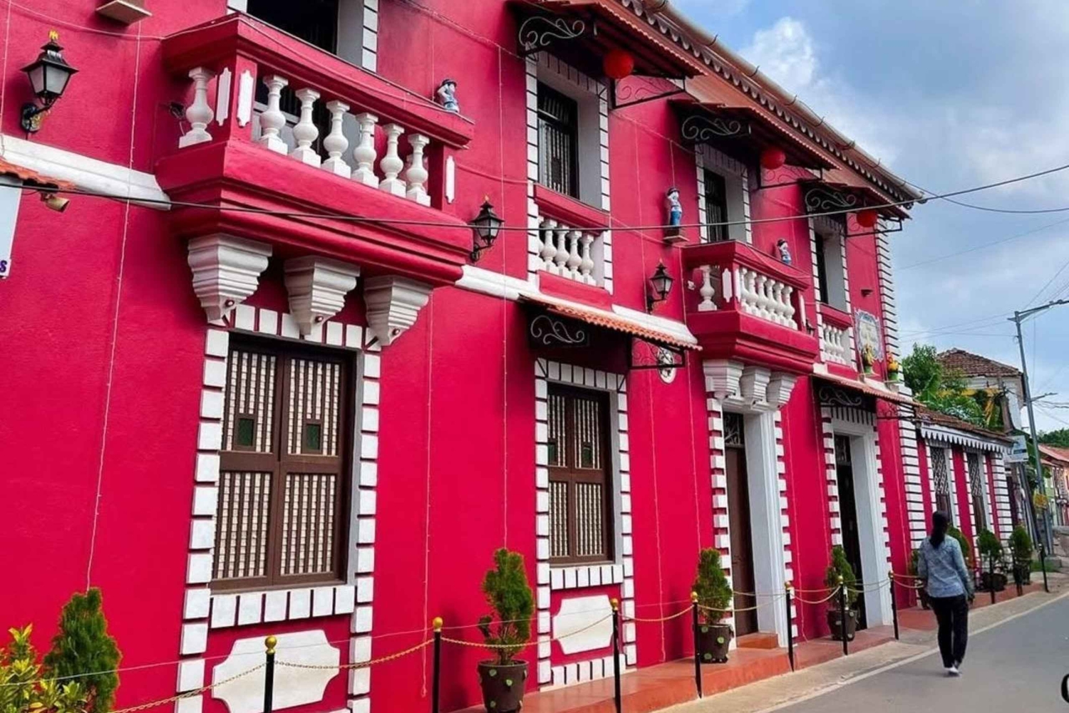 Visita guiada privada de 2 dias a Mumbai e Goa com voo