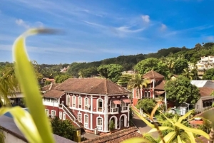 Visita guiada privada de 2 dias a Mumbai e Goa com voo