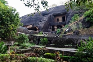 Tour combinato privato degli studi di Bollywood e tour della grotta di Kanheri