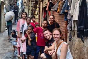 Mumbai: Tour particular de Dhobi Ghat, lavandaria e favelas com serviço de busca