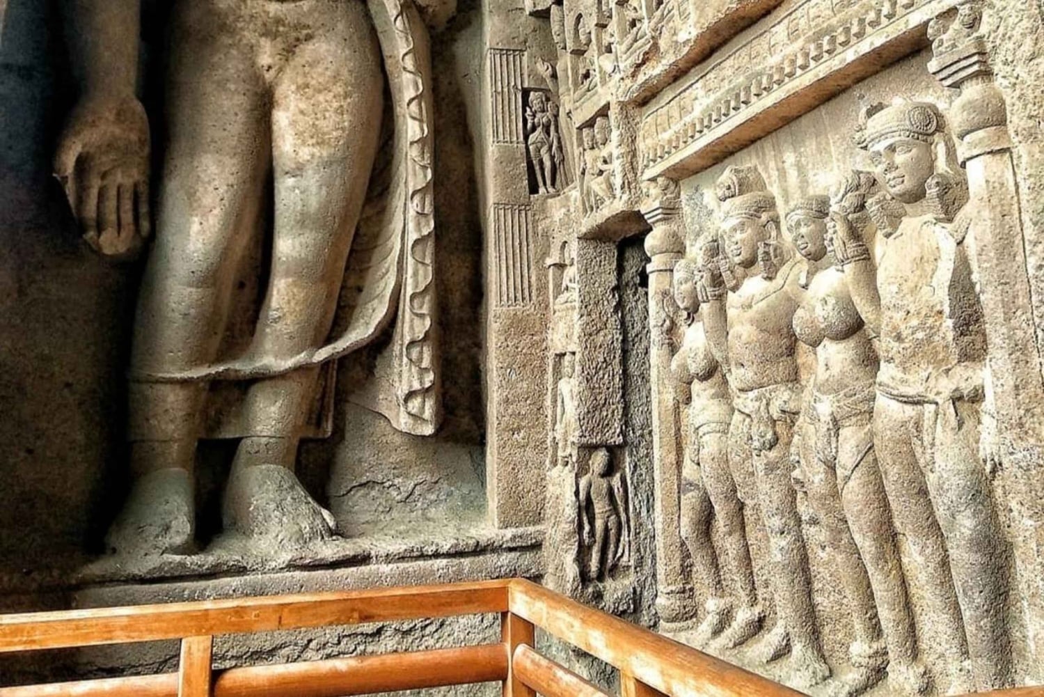 Священные пещеры и зеленый отдых: буддийские пещеры Канхери и национальный парк Саут-Гарг