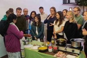 Same-Day Jaipur Tour from Mumbai with Optional Cooking Class