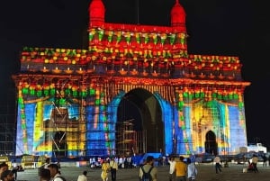 Da Pune: tour della città di Mumbai in un giorno con guida esperta