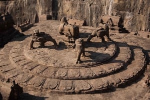 Aurangabad: Ajanta & Ellora Caves Day Tour (No Guide)