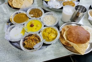 Street Food Tour in Fort, Mumbai