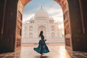 Taj Mahal og Agra Privat tur med gratis henting på flyplassen