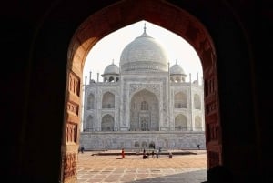 Taj Mahal og Agra Privat tur med gratis henting på flyplassen