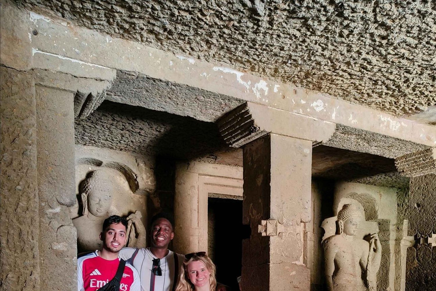 Explore The Kanheri Caves : The Ancient Buddhist Settlement