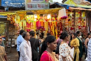 Guided Street Food Tour, Bazaar, Temples, & More