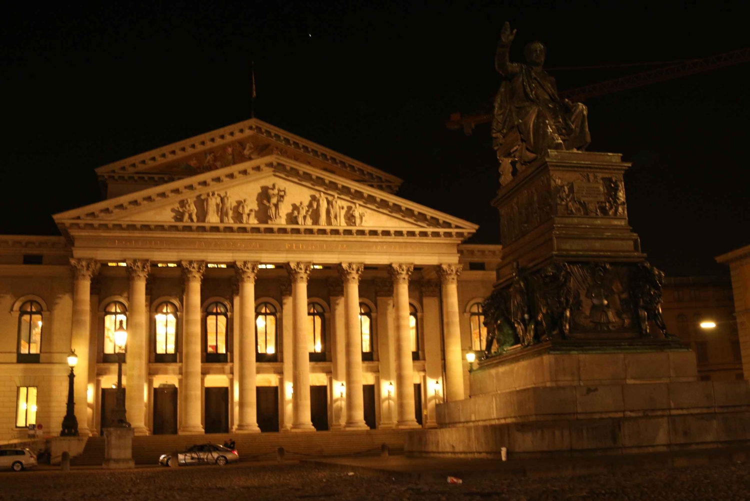 A Full-Day Walking Tour of Munich