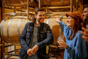 Aschheim: Distillery Tour with Tasting and Buffet