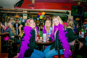 Barcelona: autocarro de festa VIP do Carnaval de Sitges