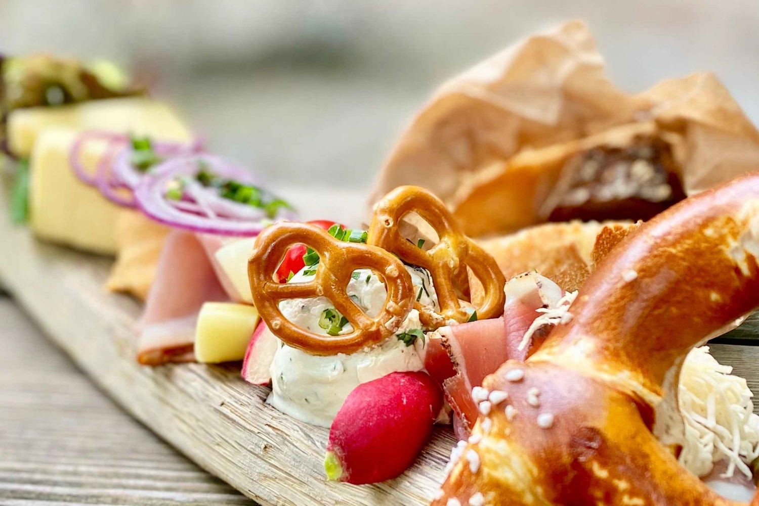 Brauereiführung im Paulaner Bräuhaus München mit Bierverkostung & Brotzeit